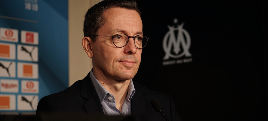 https://www.footballclubdemarseille.fr.fasterimage.io/wp-content/uploads/2019/06/conf-eyraud-2-910.jpg